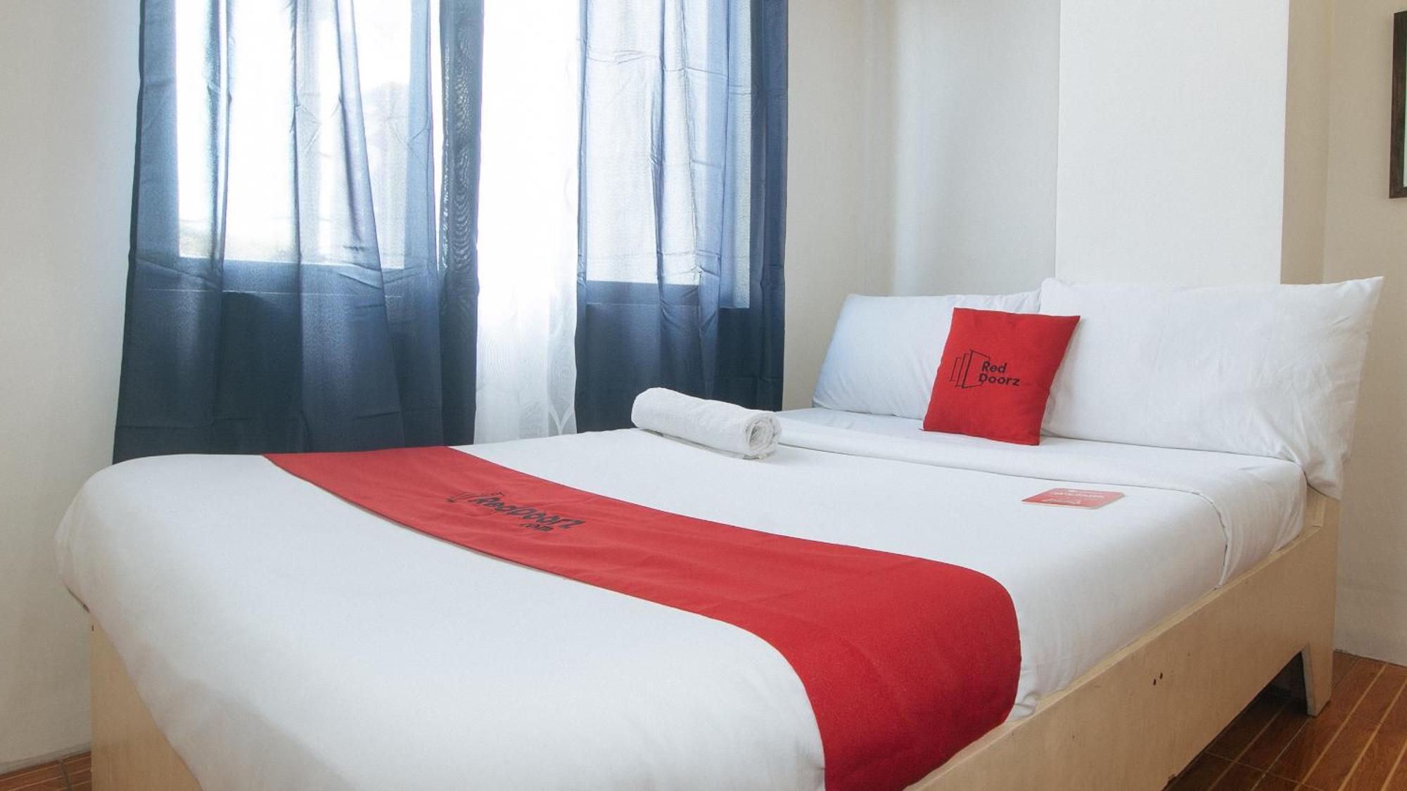 Reddoorz At Goldentown Hotel Davao City 外观 照片